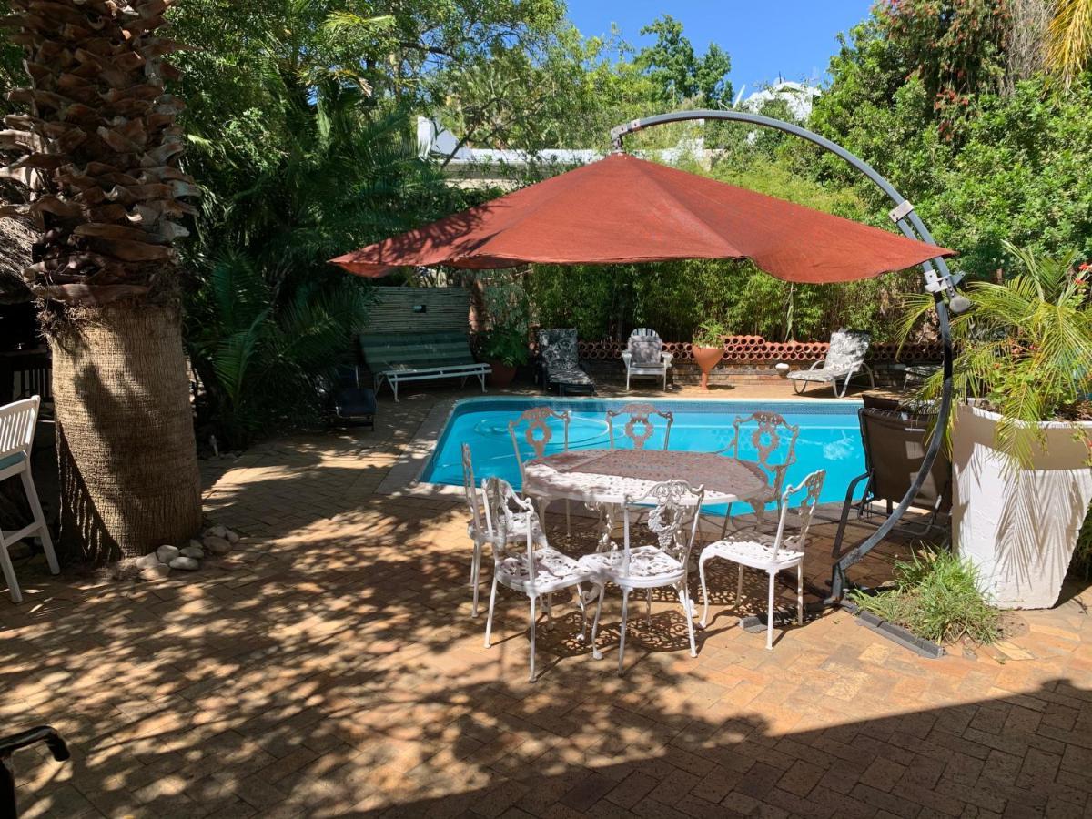 The Little Hideaway Guesthouse Stellenbosch Dış mekan fotoğraf