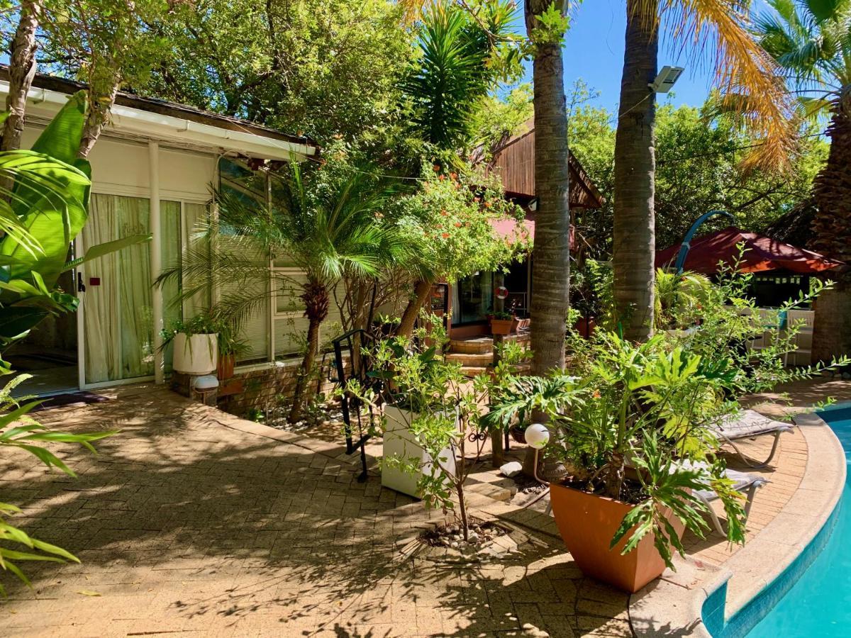The Little Hideaway Guesthouse Stellenbosch Dış mekan fotoğraf