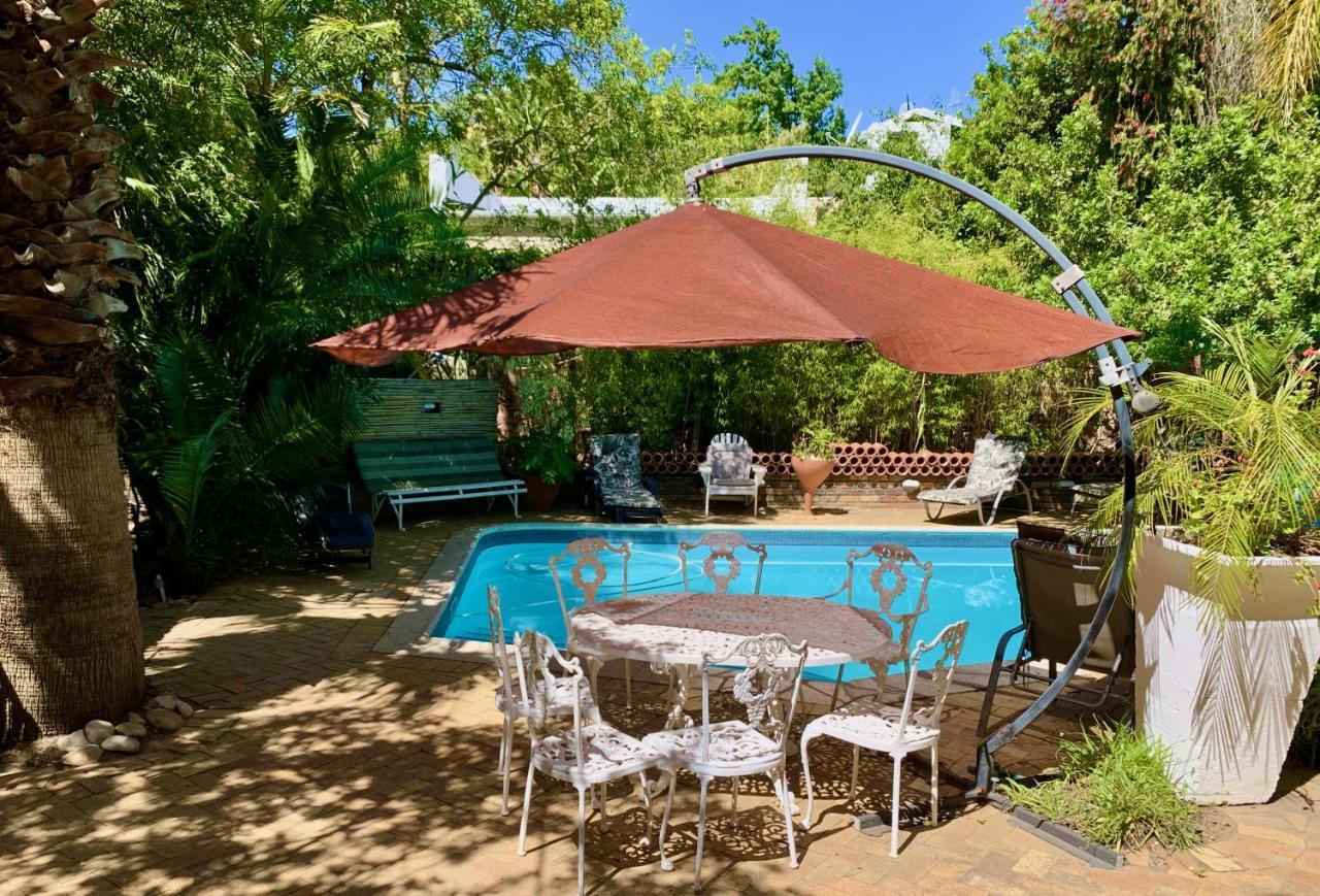 The Little Hideaway Guesthouse Stellenbosch Dış mekan fotoğraf